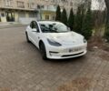 Білий Тесла Модель 3, об'ємом двигуна 0 л та пробігом 68 тис. км за 20500 $, фото 1 на Automoto.ua