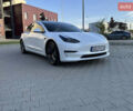Белый Тесла Модель 3, объемом двигателя 0 л и пробегом 34 тыс. км за 24600 $, фото 2 на Automoto.ua