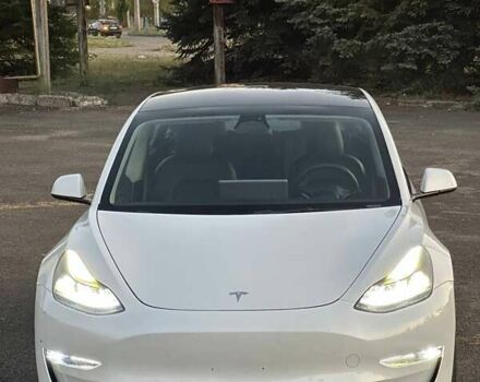 Тесла Модель 3 2022 у Кривому Розі на Automoto.ua Білий Тесла Модель 3, об'ємом двигуна 0 л та пробігом 144 тис. км за 18000 $, фото 5 на Automoto.ua