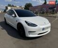 Белый Тесла Модель 3, объемом двигателя 0 л и пробегом 50 тыс. км за 27800 $, фото 4 на Automoto.ua