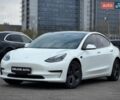 Белый Тесла Модель 3, объемом двигателя 0 л и пробегом 102 тыс. км за 22500 $, фото 16 на Automoto.ua