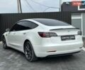 Белый Тесла Модель 3, объемом двигателя 0 л и пробегом 104 тыс. км за 21500 $, фото 7 на Automoto.ua