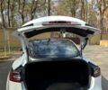 Білий Тесла Модель 3, об'ємом двигуна 0.32 л та пробігом 32 тис. км за 23999 $, фото 6 на Automoto.ua