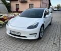 Білий Тесла Модель 3, об'ємом двигуна 0 л та пробігом 69 тис. км за 17000 $, фото 1 на Automoto.ua