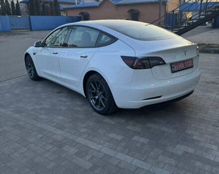 Тесла Модель 3 2022 у Нежине на Automoto.ua Білий Тесла Модель 3, об'ємом двигуна 0 л та пробігом 86 тис. км за 18500 $, фото 2 на Automoto.ua