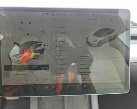 Білий Тесла Модель 3, об'ємом двигуна 0 л та пробігом 37 тис. км за 5483 $, фото 8 на Automoto.ua