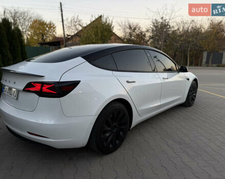 Білий Тесла Модель 3, об'ємом двигуна 0 л та пробігом 12 тис. км за 23700 $, фото 5 на Automoto.ua