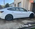 Білий Тесла Модель 3, об'ємом двигуна 0 л та пробігом 43 тис. км за 22250 $, фото 4 на Automoto.ua