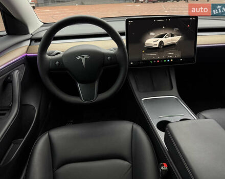 Белый Тесла Модель 3, объемом двигателя 0 л и пробегом 31 тыс. км за 20900 $, фото 15 на Automoto.ua