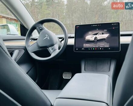 Белый Тесла Модель 3, объемом двигателя 0 л и пробегом 22 тыс. км за 24999 $, фото 15 на Automoto.ua