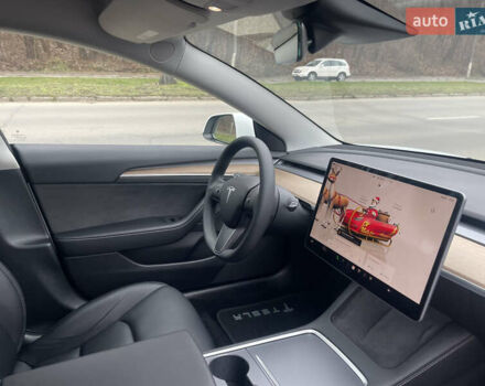 Белый Тесла Модель 3, объемом двигателя 0 л и пробегом 95 тыс. км за 22500 $, фото 20 на Automoto.ua