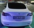 Білий Тесла Модель 3, об'ємом двигуна 0 л та пробігом 49 тис. км за 23000 $, фото 2 на Automoto.ua