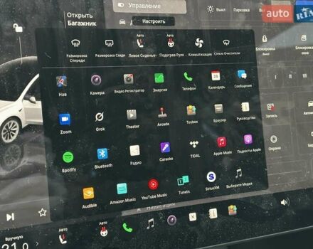 Белый Тесла Модель 3, объемом двигателя 0 л и пробегом 35 тыс. км за 24699 $, фото 29 на Automoto.ua