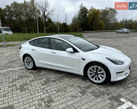 Білий Тесла Модель 3, об'ємом двигуна 0 л та пробігом 120 тис. км за 15900 $, фото 11 на Automoto.ua