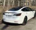 Білий Тесла Модель 3, об'ємом двигуна 0 л та пробігом 72 тис. км за 23499 $, фото 6 на Automoto.ua