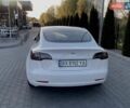 Білий Тесла Модель 3, об'ємом двигуна 0 л та пробігом 84 тис. км за 18100 $, фото 5 на Automoto.ua