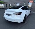 Белый Тесла Модель 3, объемом двигателя 0 л и пробегом 90 тыс. км за 20900 $, фото 24 на Automoto.ua