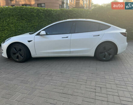 Белый Тесла Модель 3, объемом двигателя 0 л и пробегом 88 тыс. км за 21900 $, фото 6 на Automoto.ua