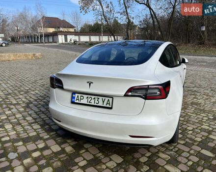 Белый Тесла Модель 3, объемом двигателя 0 л и пробегом 20 тыс. км за 25000 $, фото 2 на Automoto.ua