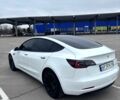 Белый Тесла Модель 3, объемом двигателя 0 л и пробегом 76 тыс. км за 16400 $, фото 3 на Automoto.ua