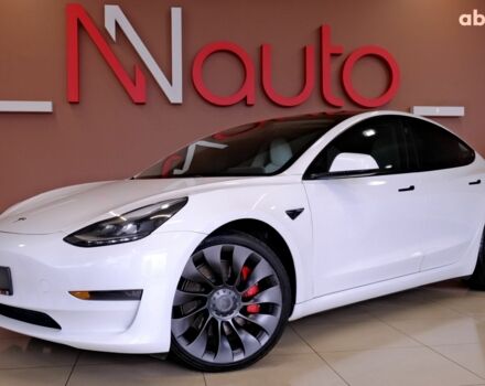 Белый Тесла Модель 3, объемом двигателя 0 л и пробегом 60 тыс. км за 22900 $, фото 1 на Automoto.ua