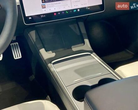 Белый Тесла Модель 3, объемом двигателя 0 л и пробегом 18 тыс. км за 28999 $, фото 21 на Automoto.ua