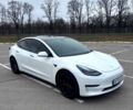 Белый Тесла Модель 3, объемом двигателя 0 л и пробегом 76 тыс. км за 16400 $, фото 1 на Automoto.ua