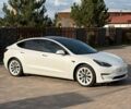 Белый Тесла Модель 3, объемом двигателя 0 л и пробегом 83 тыс. км за 20200 $, фото 4 на Automoto.ua