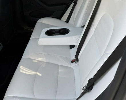 Білий Тесла Модель 3, об'ємом двигуна 0 л та пробігом 38 тис. км за 20999 $, фото 57 на Automoto.ua