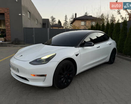 Білий Тесла Модель 3, об'ємом двигуна 0 л та пробігом 12 тис. км за 23700 $, фото 10 на Automoto.ua