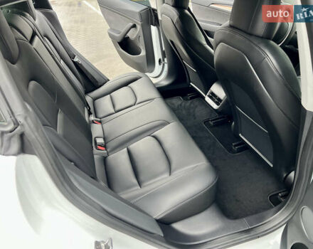 Білий Тесла Модель 3, об'ємом двигуна 0 л та пробігом 5 тис. км за 22500 $, фото 35 на Automoto.ua