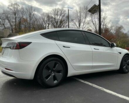 Білий Тесла Модель 3, об'ємом двигуна 0 л та пробігом 24 тис. км за 8400 $, фото 2 на Automoto.ua