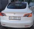 Білий Тесла Модель 3, об'ємом двигуна 0 л та пробігом 46 тис. км за 18700 $, фото 2 на Automoto.ua