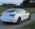 Белый Тесла Модель 3, объемом двигателя 0 л и пробегом 65 тыс. км за 15900 $, фото 2 на Automoto.ua