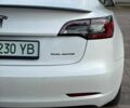 Белый Тесла Модель 3, объемом двигателя 0 л и пробегом 83 тыс. км за 20200 $, фото 25 на Automoto.ua