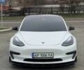 Білий Тесла Модель 3, об'ємом двигуна 0 л та пробігом 40 тис. км за 19500 $, фото 2 на Automoto.ua
