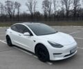 Білий Тесла Модель 3, об'ємом двигуна 0 л та пробігом 76 тис. км за 16700 $, фото 1 на Automoto.ua