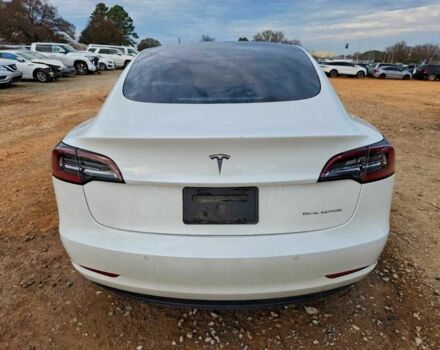 Белый Тесла Модель 3, объемом двигателя 0 л и пробегом 107 тыс. км за 6000 $, фото 5 на Automoto.ua