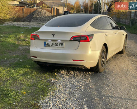 Білий Тесла Модель 3, об'ємом двигуна 0 л та пробігом 77 тис. км за 19000 $, фото 6 на Automoto.ua
