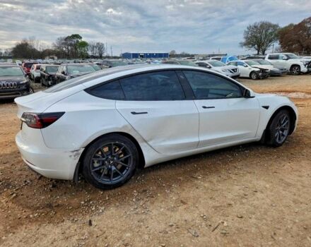 Белый Тесла Модель 3, объемом двигателя 0 л и пробегом 107 тыс. км за 6000 $, фото 2 на Automoto.ua