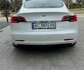 Белый Тесла Модель 3, объемом двигателя 0 л и пробегом 130 тыс. км за 18499 $, фото 18 на Automoto.ua