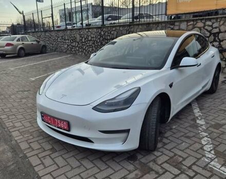 Білий Тесла Модель 3, об'ємом двигуна 0 л та пробігом 128 тис. км за 19999 $, фото 2 на Automoto.ua