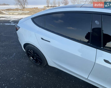 Білий Тесла Модель 3, об'ємом двигуна 0 л та пробігом 47 тис. км за 24500 $, фото 10 на Automoto.ua