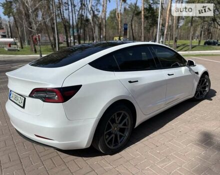 Білий Тесла Модель 3, об'ємом двигуна 0 л та пробігом 23 тис. км за 30000 $, фото 5 на Automoto.ua