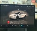 Білий Тесла Модель 3, об'ємом двигуна 0 л та пробігом 65 тис. км за 28900 $, фото 19 на Automoto.ua