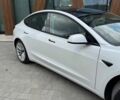 Белый Тесла Модель 3, объемом двигателя 0 л и пробегом 130 тыс. км за 18499 $, фото 5 на Automoto.ua
