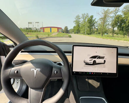 Белый Тесла Модель 3, объемом двигателя 0 л и пробегом 65 тыс. км за 22000 $, фото 12 на Automoto.ua