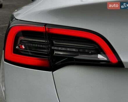 Белый Тесла Модель 3, объемом двигателя 0 л и пробегом 35 тыс. км за 24699 $, фото 13 на Automoto.ua