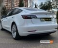 Білий Тесла Модель 3, об'ємом двигуна 82 л та пробігом 47 тис. км за 30600 $, фото 4 на Automoto.ua