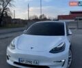 Белый Тесла Модель 3, объемом двигателя 0 л и пробегом 83 тыс. км за 19600 $, фото 2 на Automoto.ua